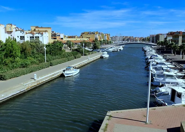 T2 Port, Rive Gauche *